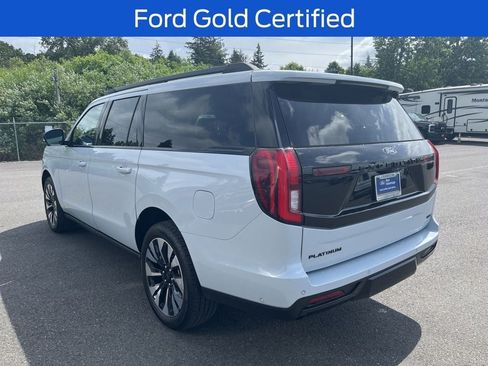 Used 2025 Ford Expedition Max Platinum w/ Stealth Appearance Package AWD/4WD image 3