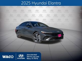 Used 2025 Hyundai Elantra Sport video 1