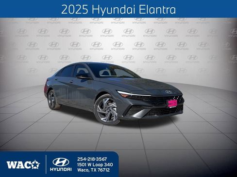 Used 2025 Hyundai Elantra Sport image 1