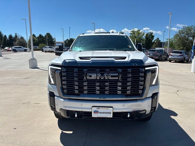 Used 2024 GMC Sierra 3500 Denali Ultimate AWD/4WD image 2