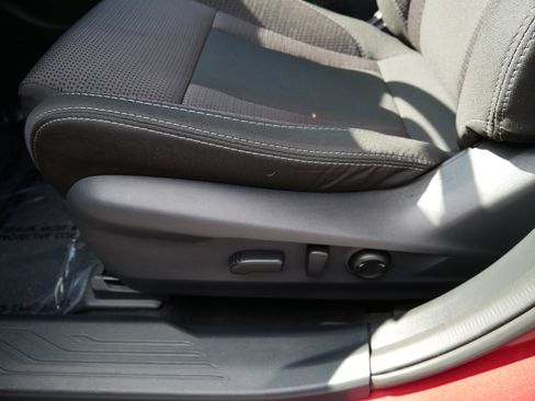 Certified 2025 Subaru Outback Premium AWD/4WD image 20