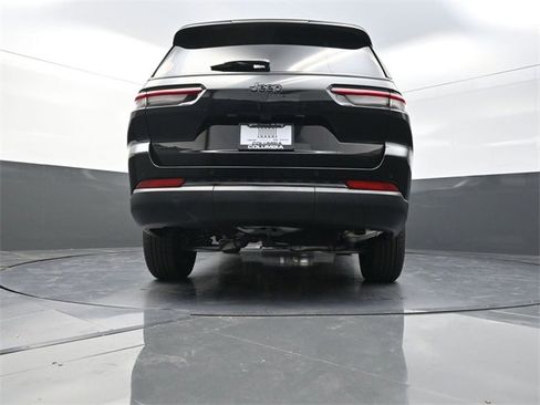 New 2025 Jeep Grand Cherokee L Altitude image 22