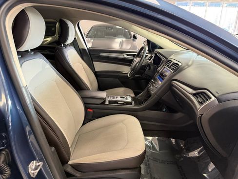 Used 2019 Ford Fusion SE w/ Equipment Group 151A image 22