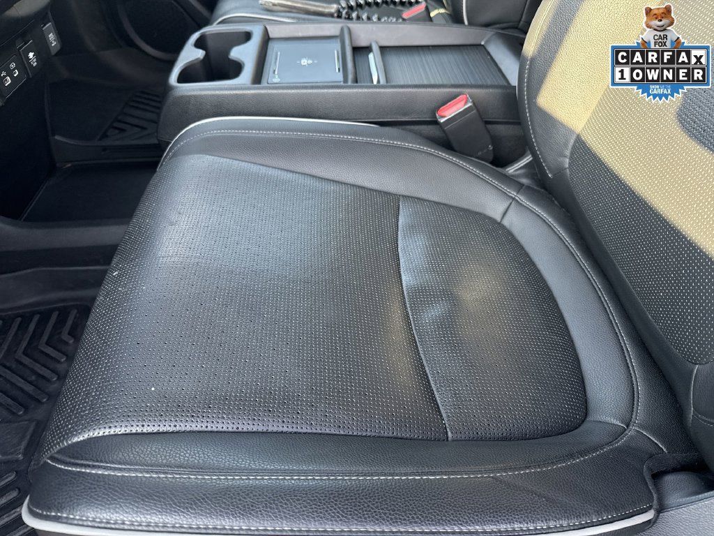 Used 2025 Honda Odyssey Elite image 9