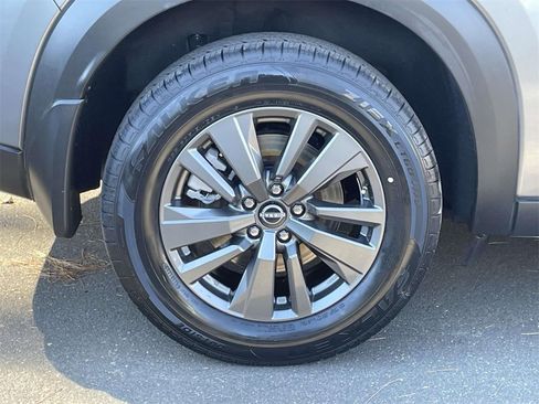 Used 2022 Nissan Pathfinder S w/ Cargo Package image 8