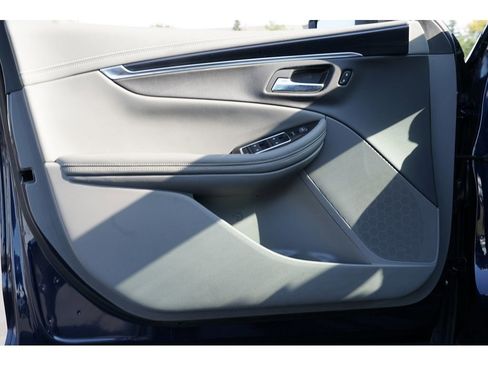 Used 2019 Chevrolet Impala LS image 14