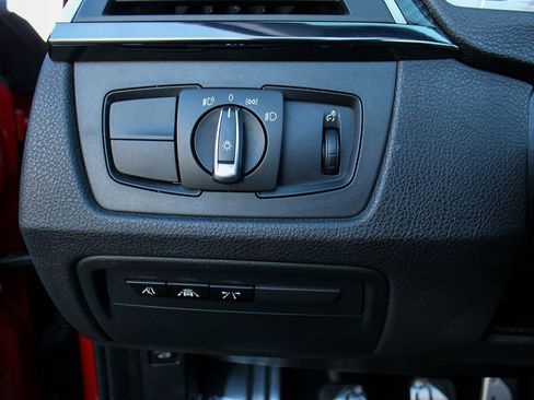 Used 2018 BMW M4 Convertible image 37