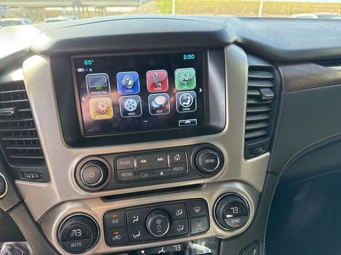 Used 2019 GMC Yukon XL Denali w/ Denali Ultimate Package image 5