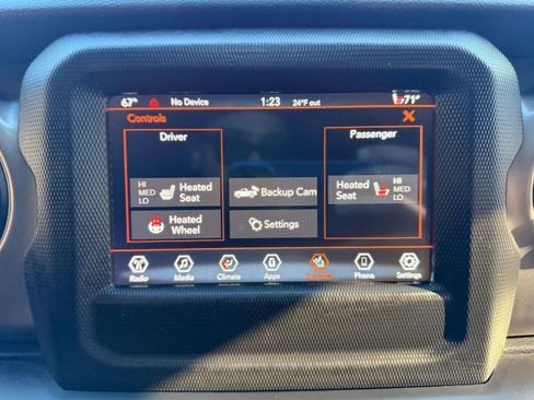 Used 2021 Jeep Gladiator Willys image 35