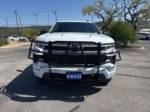 Used 2024 Chevrolet Silverado 1500 RST image 2