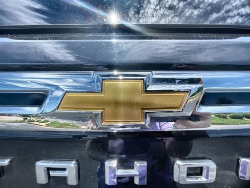 Used 2023 Chevrolet Tahoe Premier RWD image 31