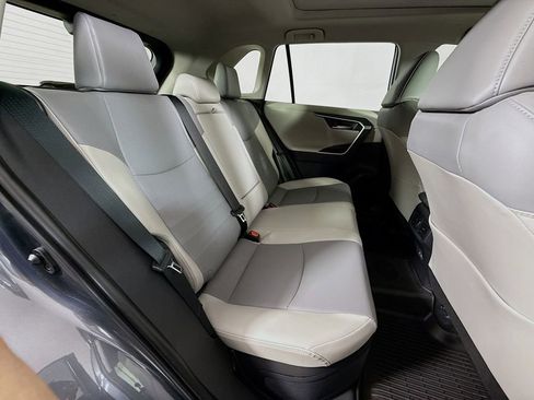 Used 2024 Toyota RAV4 Limited image 29