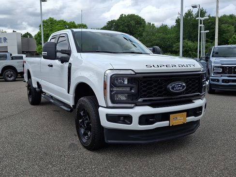 Certified 2025 Ford F350 XL w/ STX Appearance Package AWD/4WD image 2