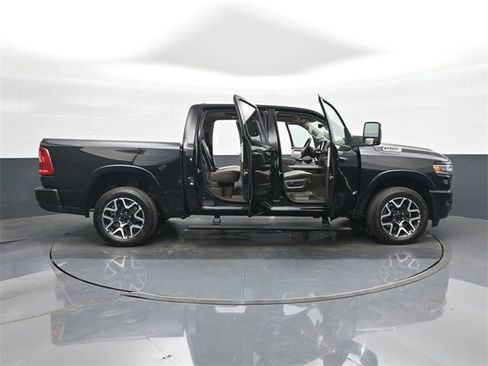 Used 2025 RAM 1500 Laramie image 47