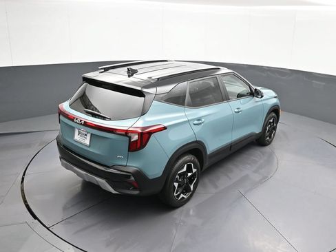 Certified 2025 Kia Seltos S AWD/4WD image 37