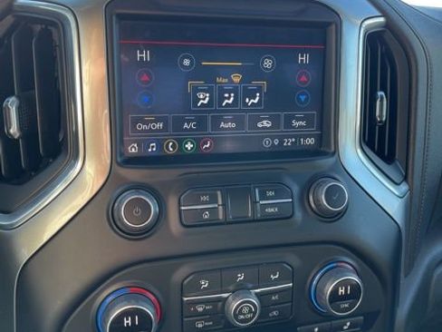 Used 2022 Chevrolet Silverado 3500 LT w/ Convenience Package AWD/4WD image 43