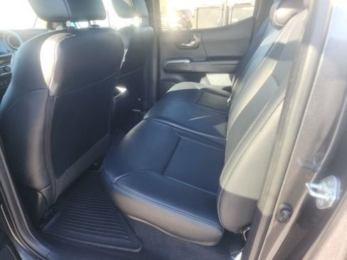 Used 2021 Toyota Tacoma Limited w/ Nightshade Package image 12