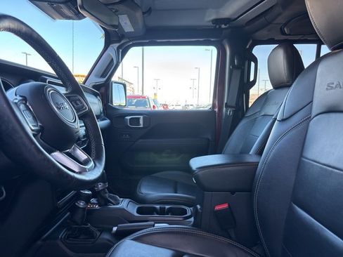 Used 2021 Jeep Wrangler Unlimited Sahara w/ Cold Weather Group image 20