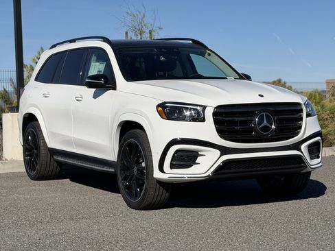 New 2026 Mercedes-Benz GLS 450 4MATIC image 6