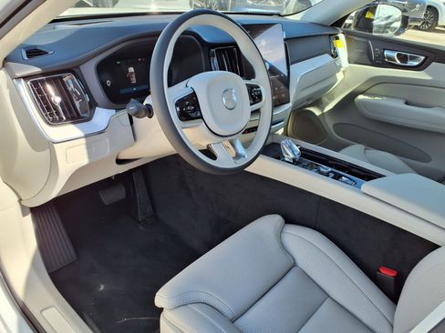 New 2026 Volvo XC60 B5 Ultra w/ Protection Package Premier image 12