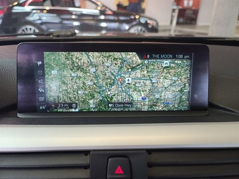 Used 2017 BMW 320i xDrive Sedan image 35