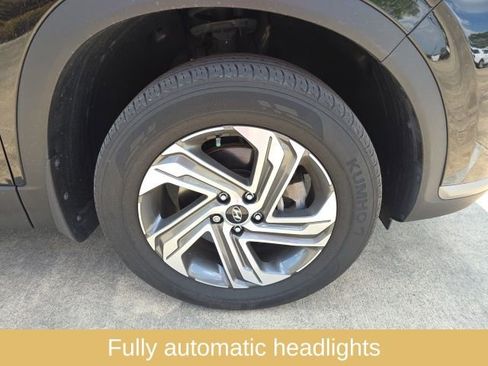 Used 2023 Hyundai Santa Fe SEL image 12