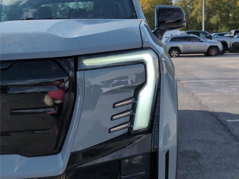 New 2026 GMC Sierra EV Elevation image 10