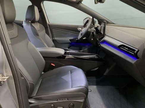 Used 2023 Volkswagen ID.4 S image 75