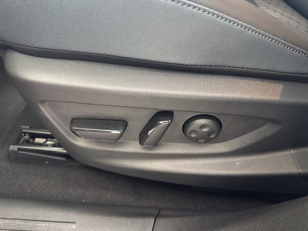 New 2026 Nissan Leaf Platinum+ FWD image 23