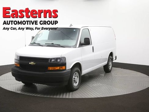 Used 2021 Chevrolet Express 2500 RWD image 49