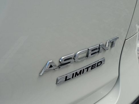 Used 2023 Subaru Ascent Limited AWD/4WD image 10