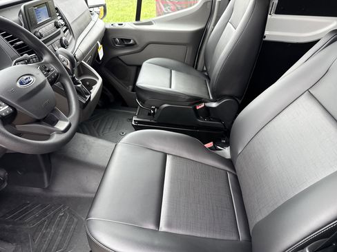 New 2025 Ford Transit 250 148 Medium Roof w/ Load Area Protection Package image 12