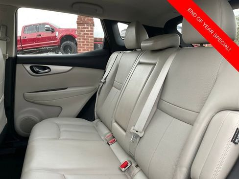 Used 2020 Nissan Rogue Sport SL image 13