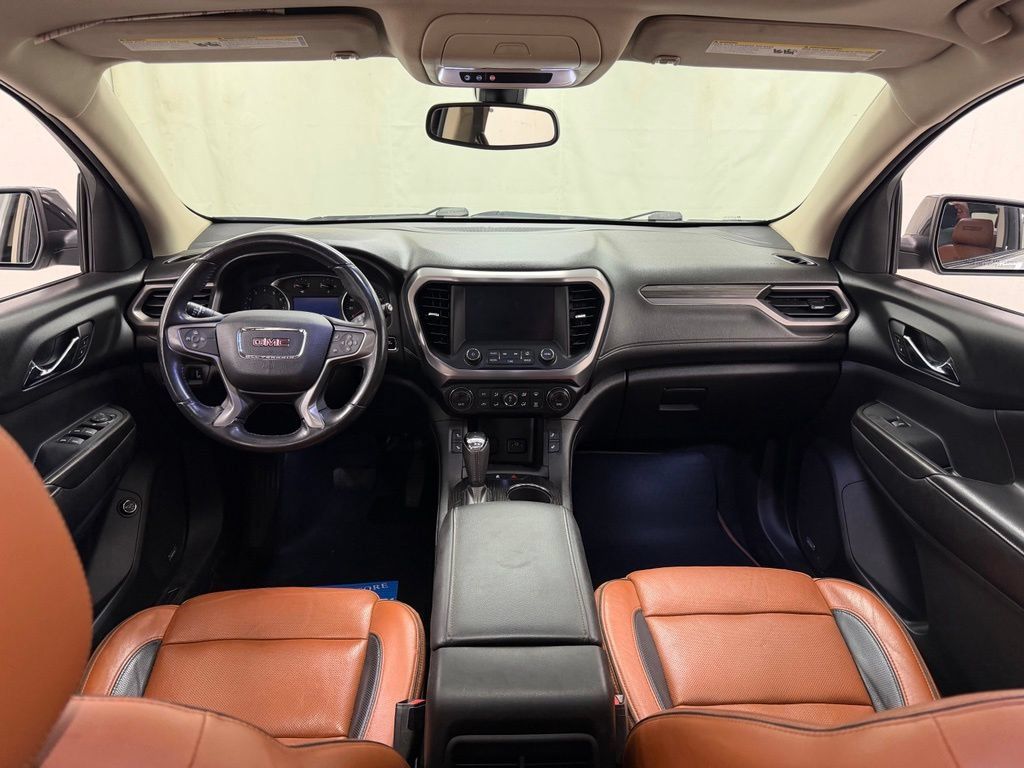 Used 2017 GMC Acadia SLT AWD/4WD image 21