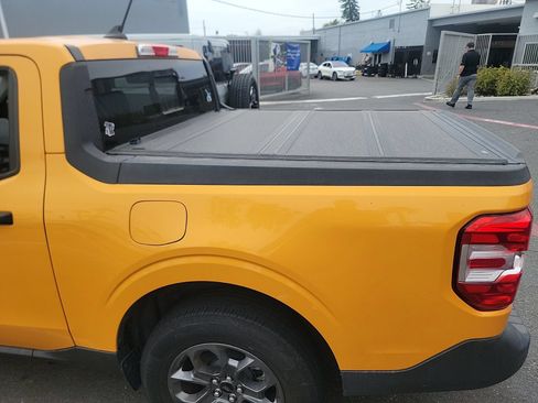 Used 2022 Ford Maverick XLT FWD image 5