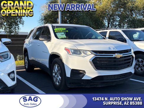 Used 2021 Chevrolet Traverse LS image 1
