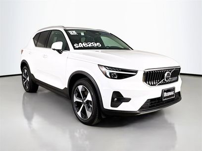 Certified 2025 Volvo XC40 B5 Plus w/ Protection Package Premier