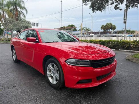 Used 2021 Dodge Charger SXT RWD image 9