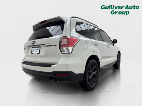 Used 2018 Subaru Forester 2.5i Premium w/ Popular Package #2 AWD/4WD image 8
