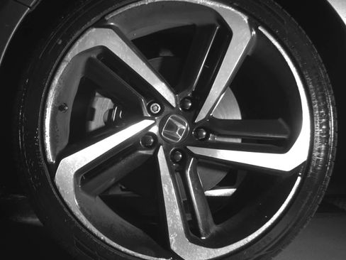 Used 2020 Honda Accord Sport image 9