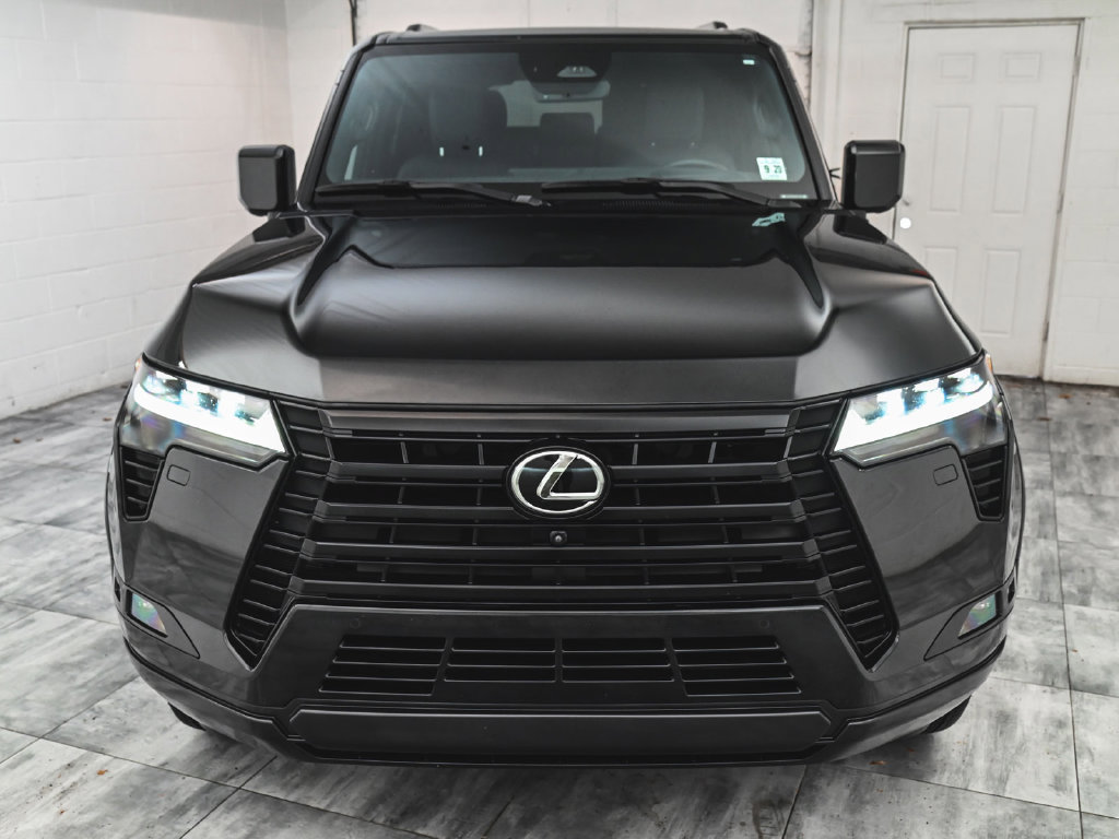 Used 2024 Lexus GX 550 w/ Accessory Package (31) AWD/4WD image 2