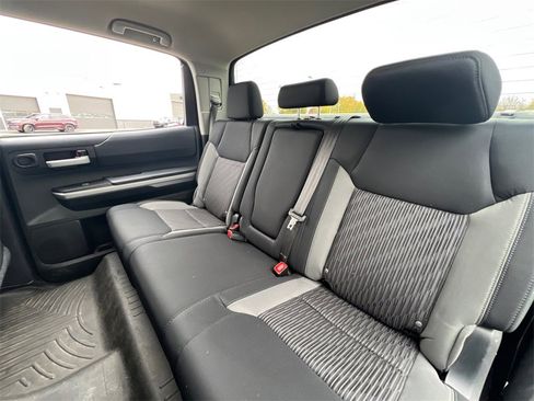 Used 2017 Toyota Tundra SR5 image 27