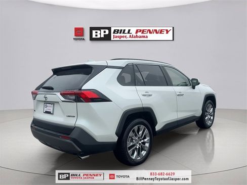 Used 2020 Toyota RAV4 Limited image 5