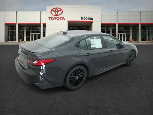 New 2026 Toyota Camry SE image 21