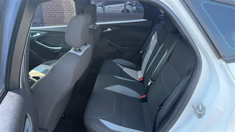 Used 2017 Ford Focus ST FWD image 17