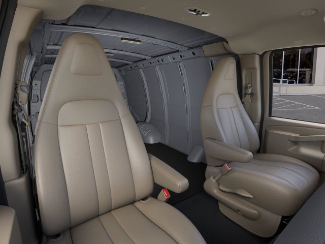 New 2025 GMC Savana 2500 RWD image 16