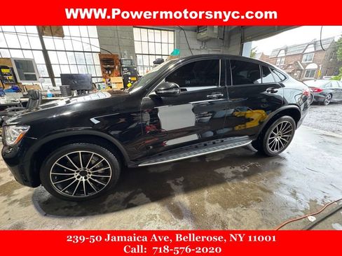 Used 2020 Mercedes-Benz GLC 300 4MATIC Coupe image 4