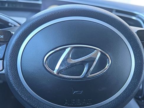 Used 2023 Hyundai Tucson Limited image 5