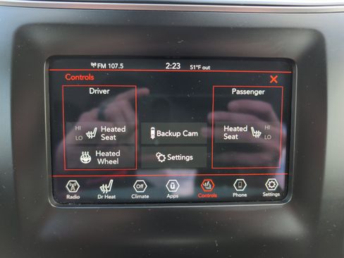 Used 2021 Jeep Cherokee Latitude Plus image 13