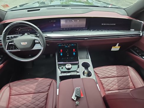 New 2026 Cadillac Escalade Luxury w/ Touring Package AWD/4WD image 17